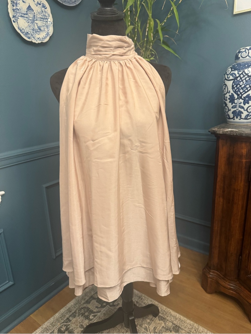 Pinch Champagne Mock Neck
Halter Blouse